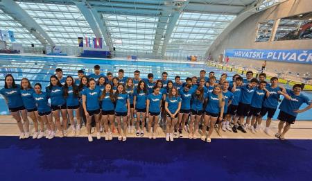 Slovenska mladinska in kadetska reprezentanca na četveroboju (2)